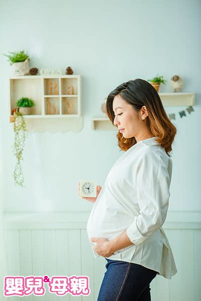 孕夫難產|想讓生產順利、預防難產，產前30天一定要勤做這套順產操！